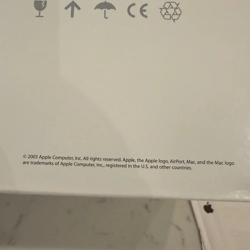 Apple Airport Extreme Base Station Model A1034 54 Mpbs